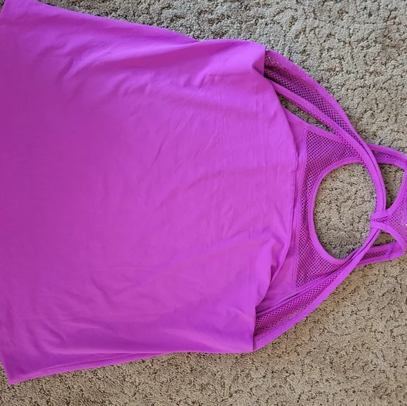 Fabletics tank top - Picture 3 of 3
